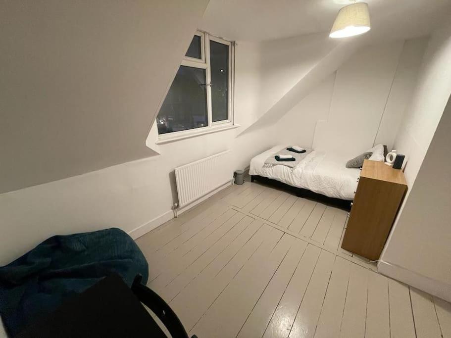 Comfy 2 Bedroom On Tower Bridge Λονδίνο Εξωτερικό φωτογραφία