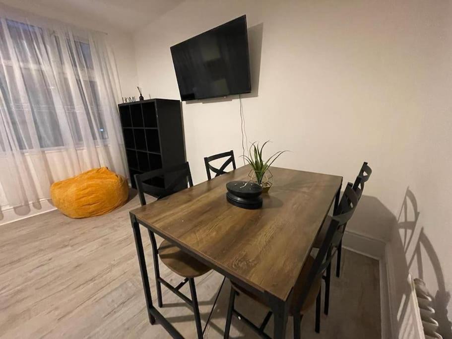 Comfy 2 Bedroom On Tower Bridge Λονδίνο Εξωτερικό φωτογραφία