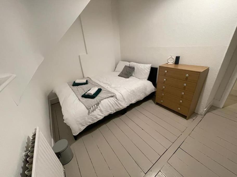 Comfy 2 Bedroom On Tower Bridge Λονδίνο Εξωτερικό φωτογραφία