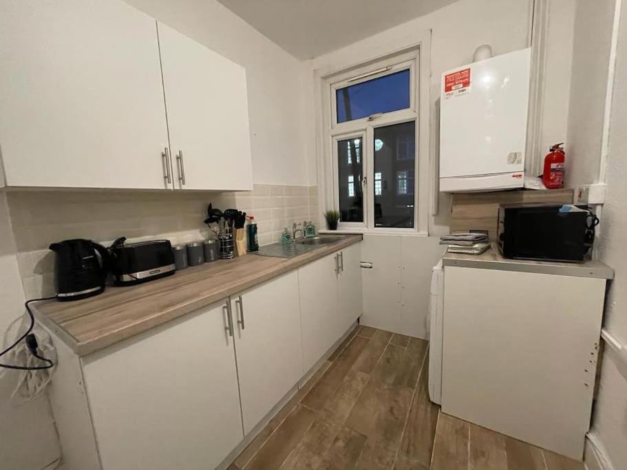 Comfy 2 Bedroom On Tower Bridge Λονδίνο Εξωτερικό φωτογραφία